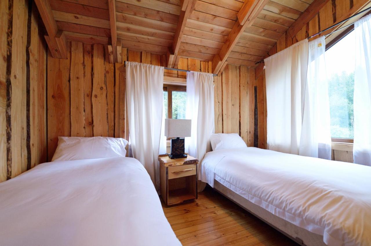Huilo Huilo Cabanas Del Bosque Puerto Fuy Room photo